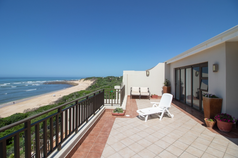 4 Bedroom Property for Sale in West Beach Eastern Cape
